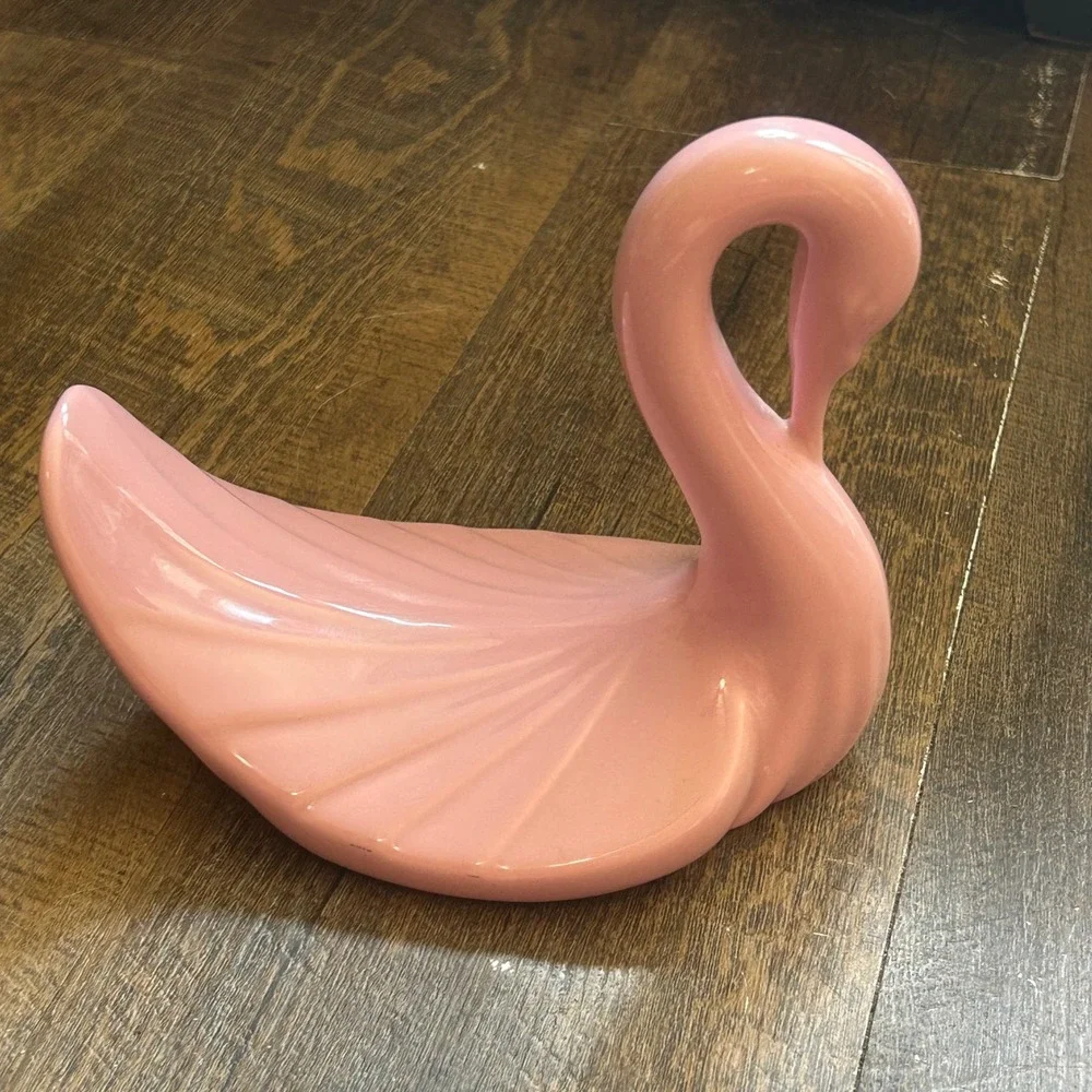 Vintage Pink Ceramic Swan Towel Holder 1980s Hollywood Regency Bathroom Decor